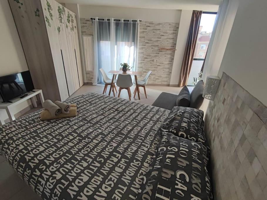 Nuevo Estudio Con Parking Gratis Малага Экстерьер фото